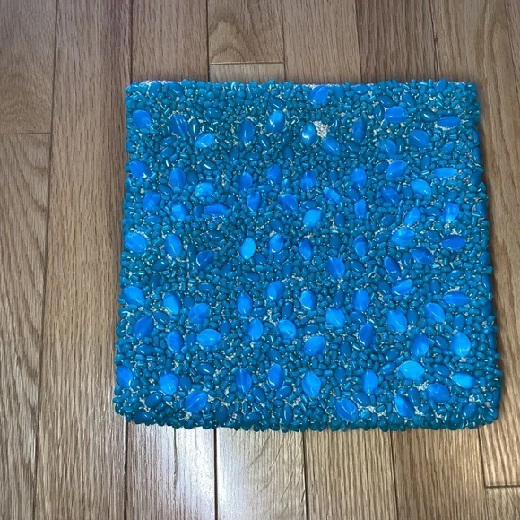 Banana Republic beaded fold over zippered clutch - Picture 3 of 9